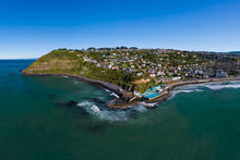 Load image into Gallery viewer, Summer time at St Clair, Dunedin, New Zealand.
